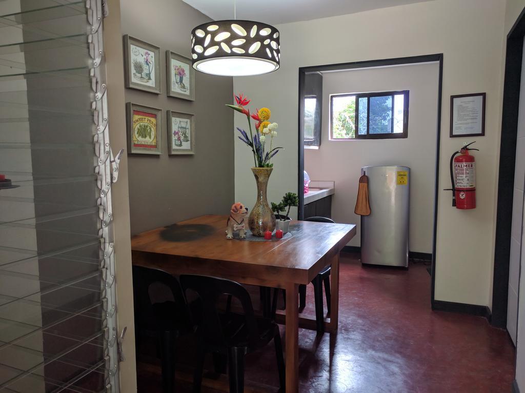 Anabelle Residence Dumaguete City Eksteriør bilde